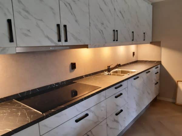 Upgrade uw keuken met stijlvolle keukengrepen en deurknopjes van Deurgrepenwinkel.nl